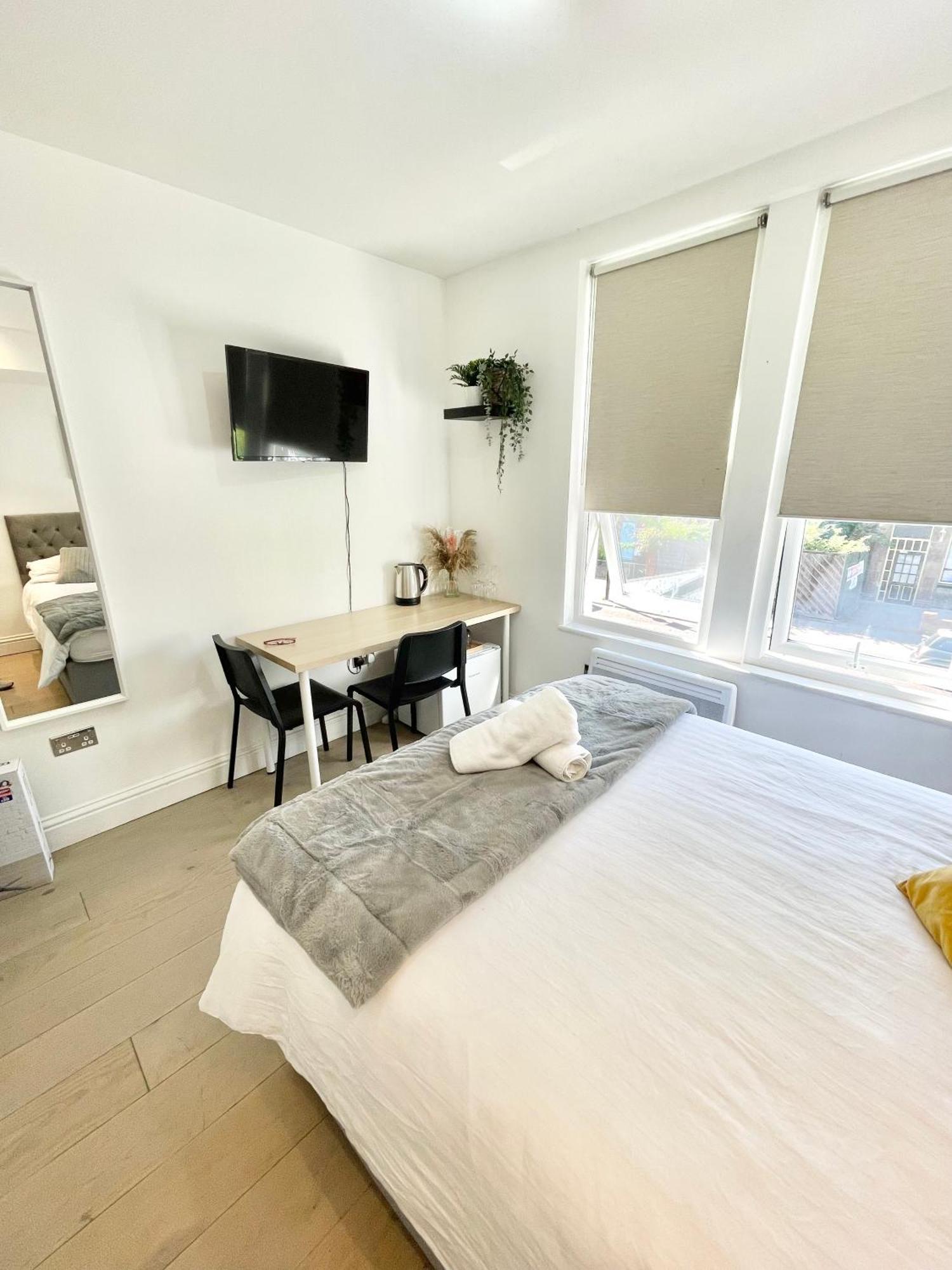 Privatunterkunft Cosy En-suite In Stratford London