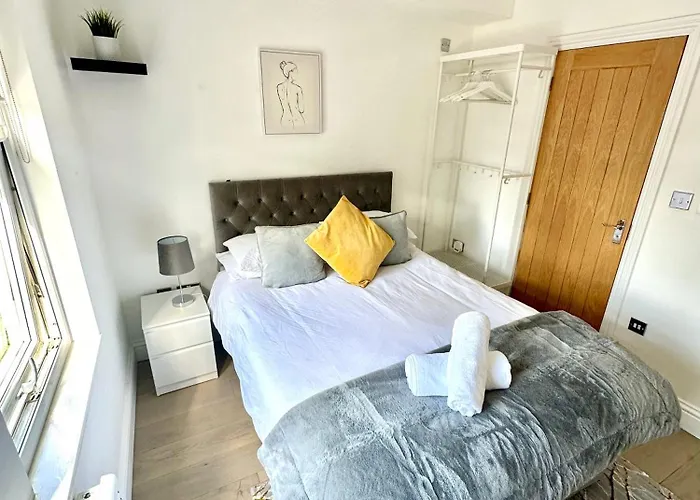Cosy En-Suite Room In Stratford